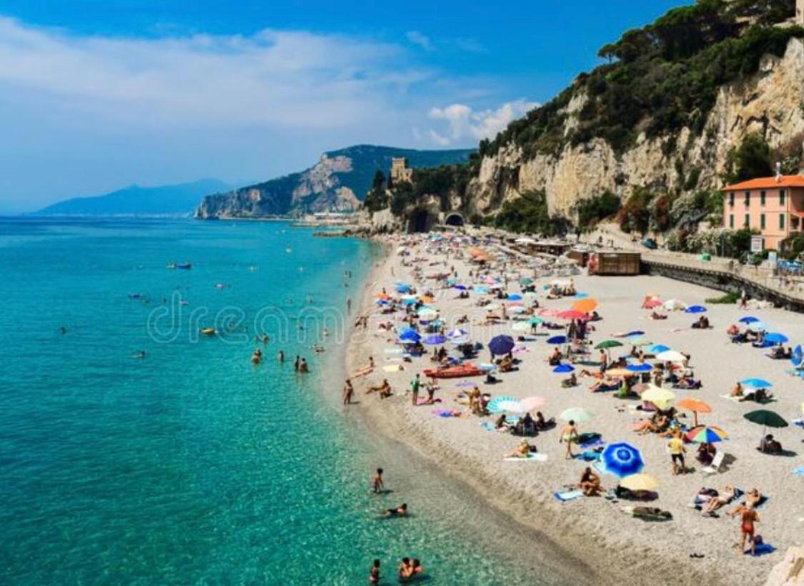 Apartmán Al 37 Vista Mare E Colline Finale Ligure Exteriér fotografie
